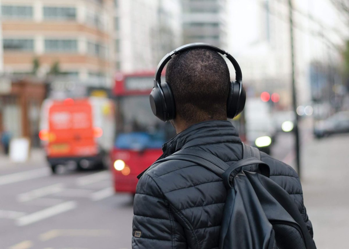 Two Things You Need to Know About Using Audio & Video in iBooks